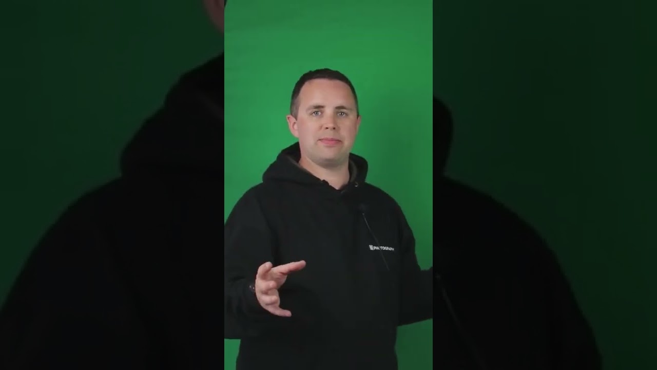 How to use a GREEN SCREEN for creative photography