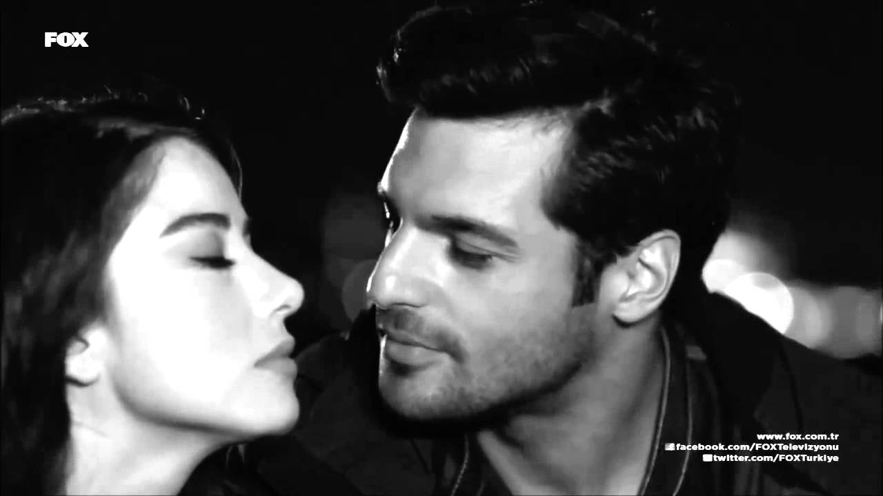 Oyku ve Ayaz CHAINS Kiraz Mevsimi