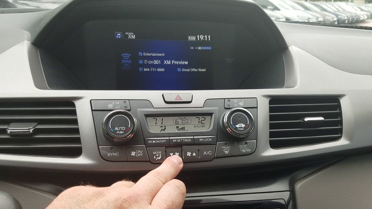 2015 Honda Odyssey EXL with Dvd player quick review