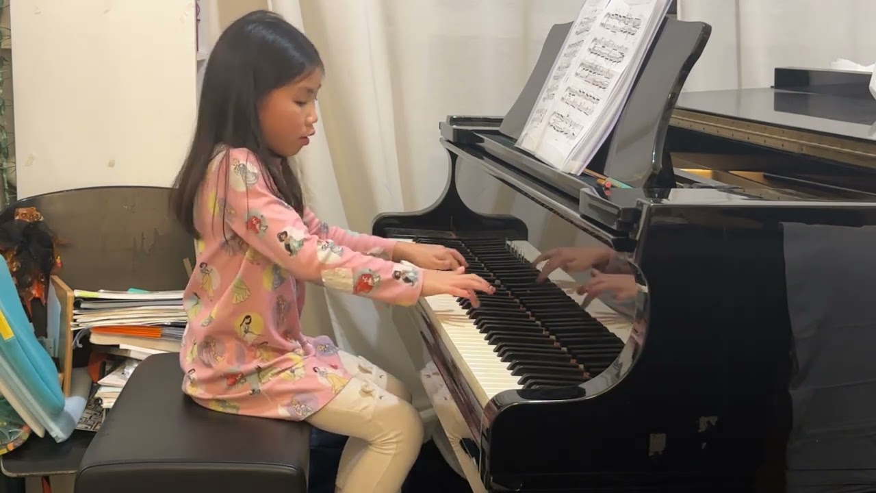 Bach: Little Prelude in E Major, BWV 937