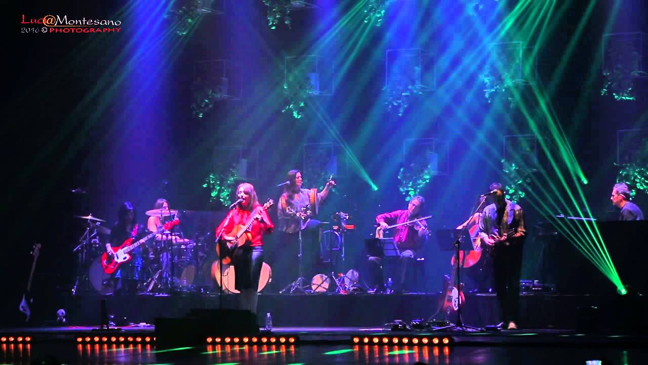 Carmen Consoli - 'A Finestra Live @Teatro Metropolitan - Catania (+aneddoti vari della cantantessa!)