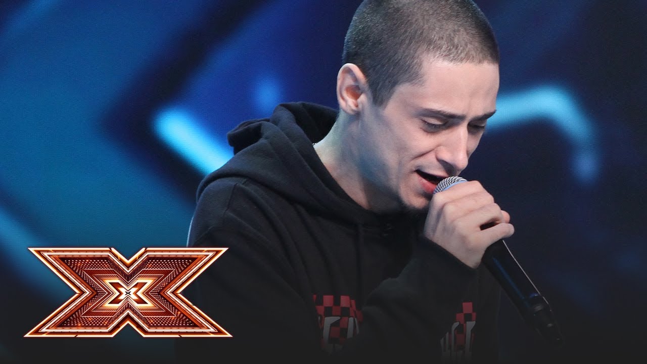 Zila Mike cântă, la X Factor, melodia 