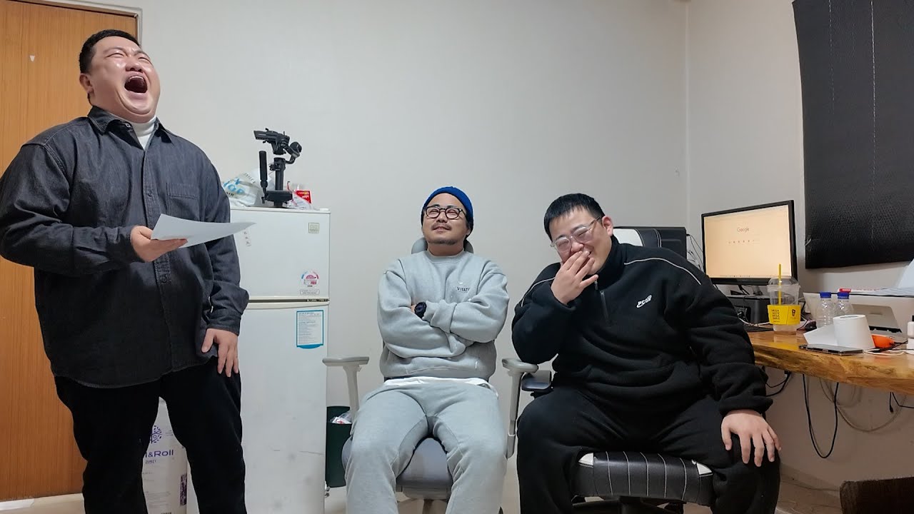 여자친구가 이성이랑 단 둘이 영화를 본다고 하네요...