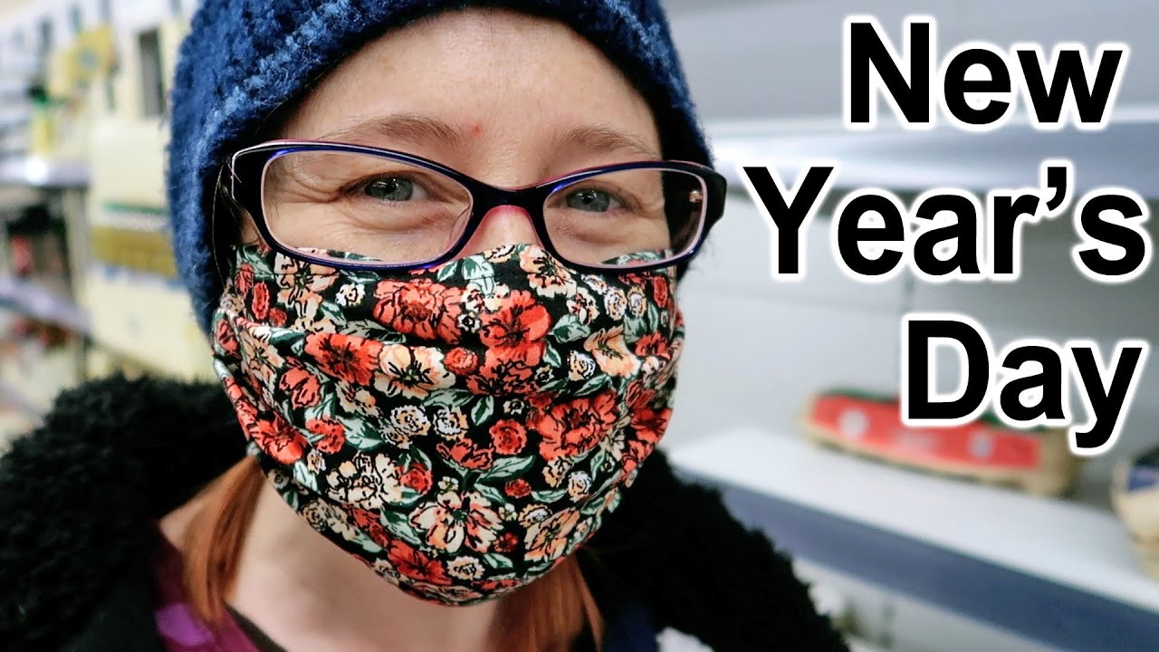 NEW YEAR'S DAY - SHOPPING in ICELAND & LIDL: DAILY VLOGS UK