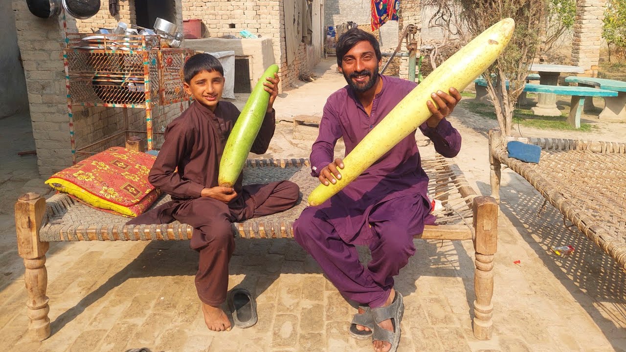 Itne Lambe Kadu 😲 Zindagi Mein Pehli Baar Dekhe | Desi Vlog  Village life in Pakistan 🥰