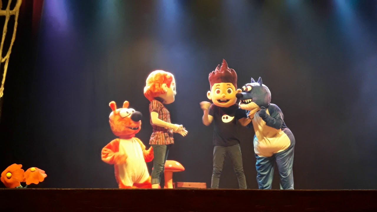 Gi e Gui no Lelê e linguiça no teatro Jorge Amado