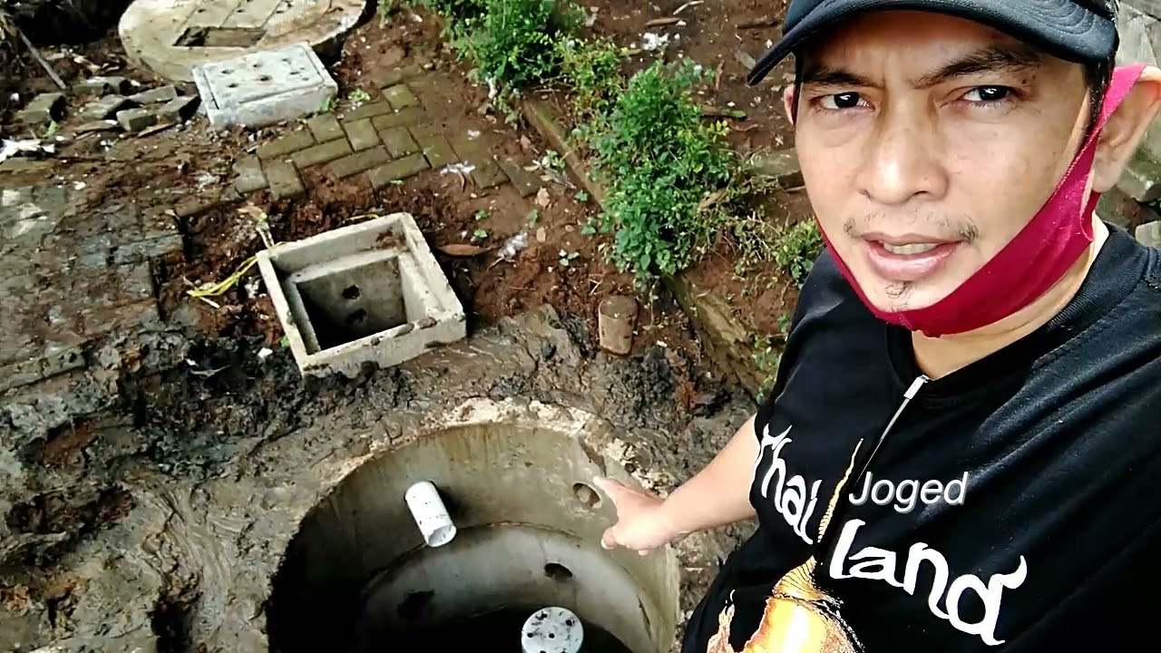 Pekerjaan Tutup Beton Sumur Resapan Berat Banget, Makanya Banyak Yang Jebol di Jalan Aspal