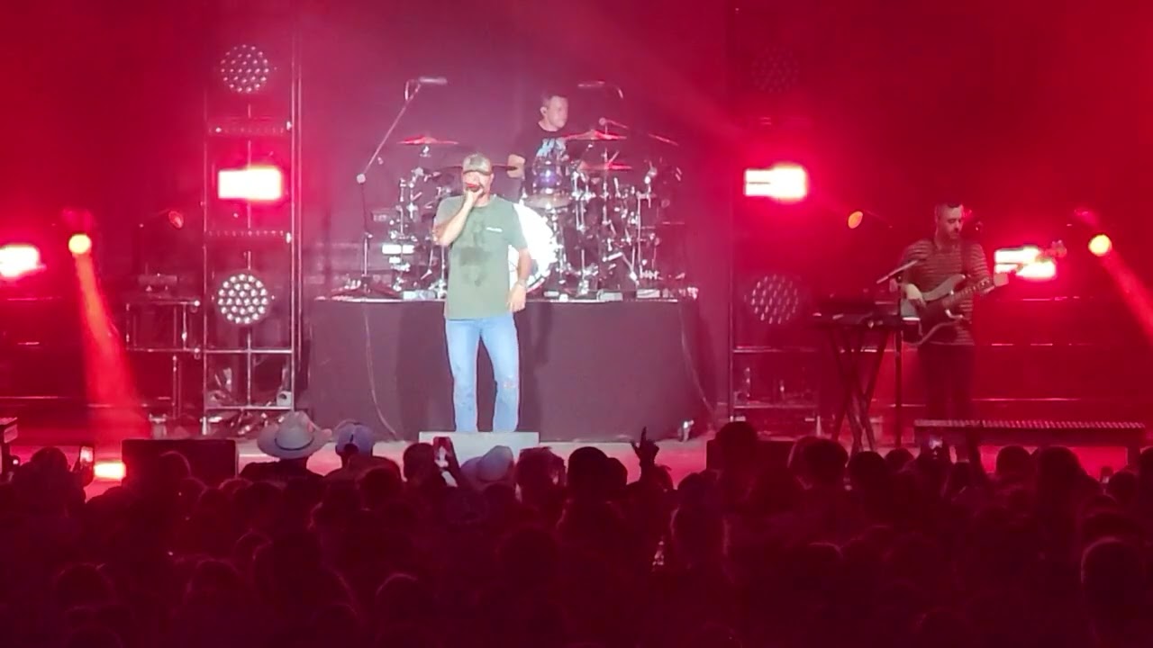 Walker Hayes - Craig & Intro - Adams County Fair 2022