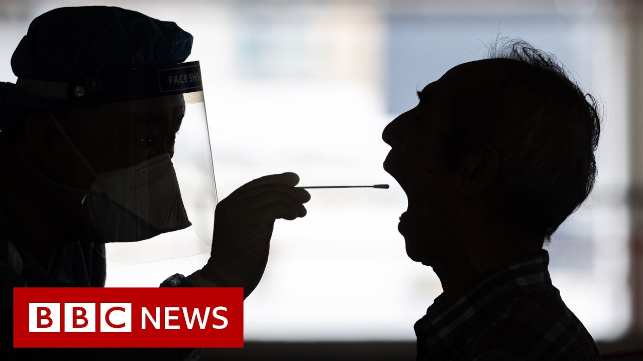 Coronavirus: Hong Kong on verge of 'large-scale' outbreak, says Carrie Lam - BBC News