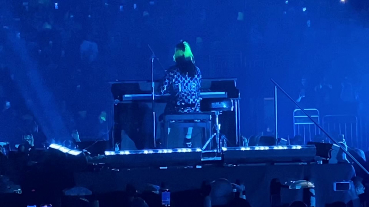 Billie Eilish “Piano Medley/Lovely (beginning)” Live Amway Arena Orlando 3-10-2020