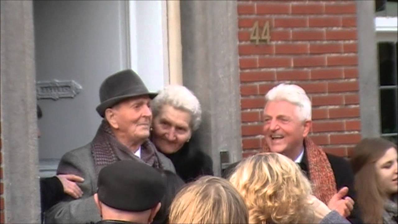 Happy birthday to meester Albert Merckx, 100 jaar te Stekene