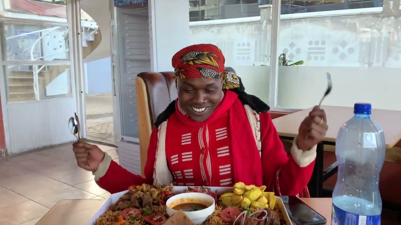 SENGE HELENA AMETULIA NA APPETITE YA FUNDI 😂😂😂😂