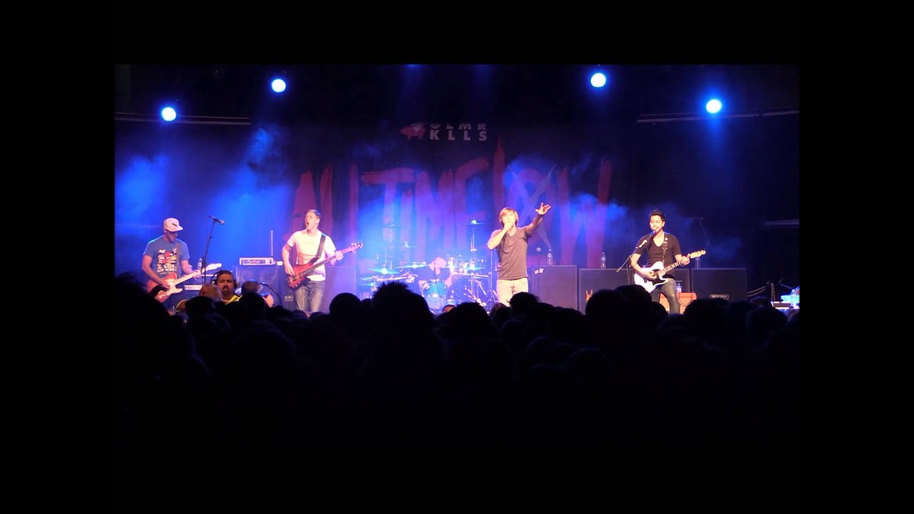 Swing From a Streetlight- Something in the Water live @ The Roundhouse