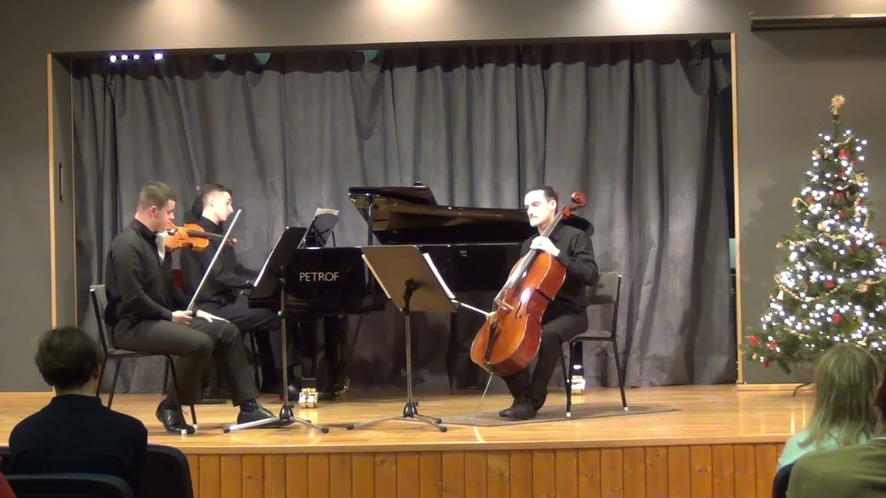Ludvig van Beethoven: Klavírne trio III. op. 1 - 1. Allegro eon brio