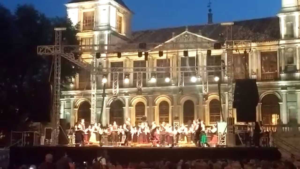 Actuación Despertar del Ayer en el Corpus de Toledo 2015, 2/2