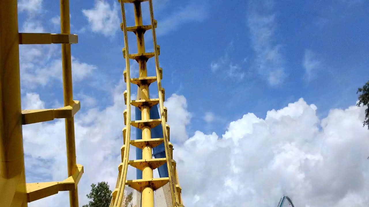 Carowinds Carolina Cyclone POV