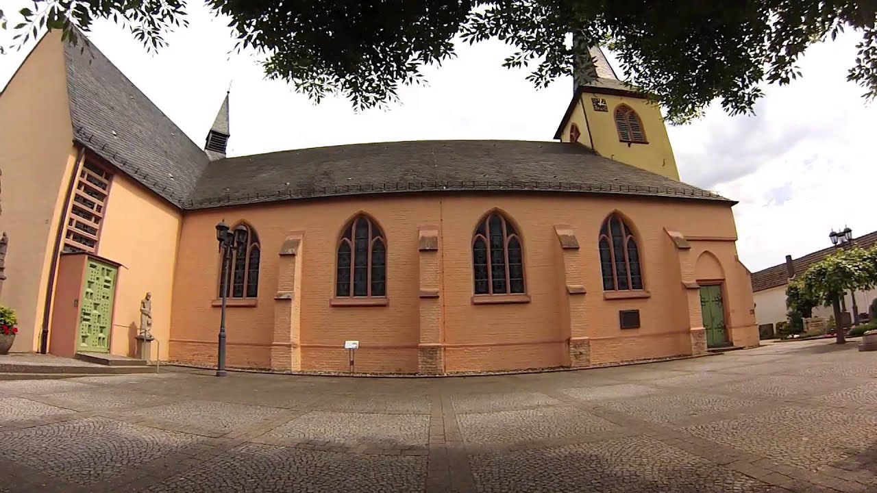 St. Laurentius Kirche Mondorf