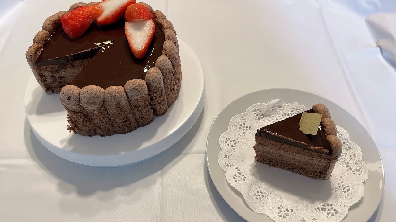 チョコレートムースのシャルロットケーキ🍫♡
