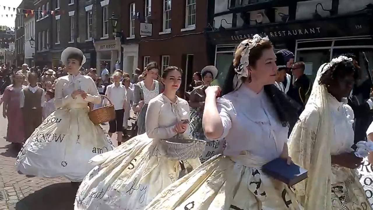 Rochester Dickens Festival Victorian Parade 2016