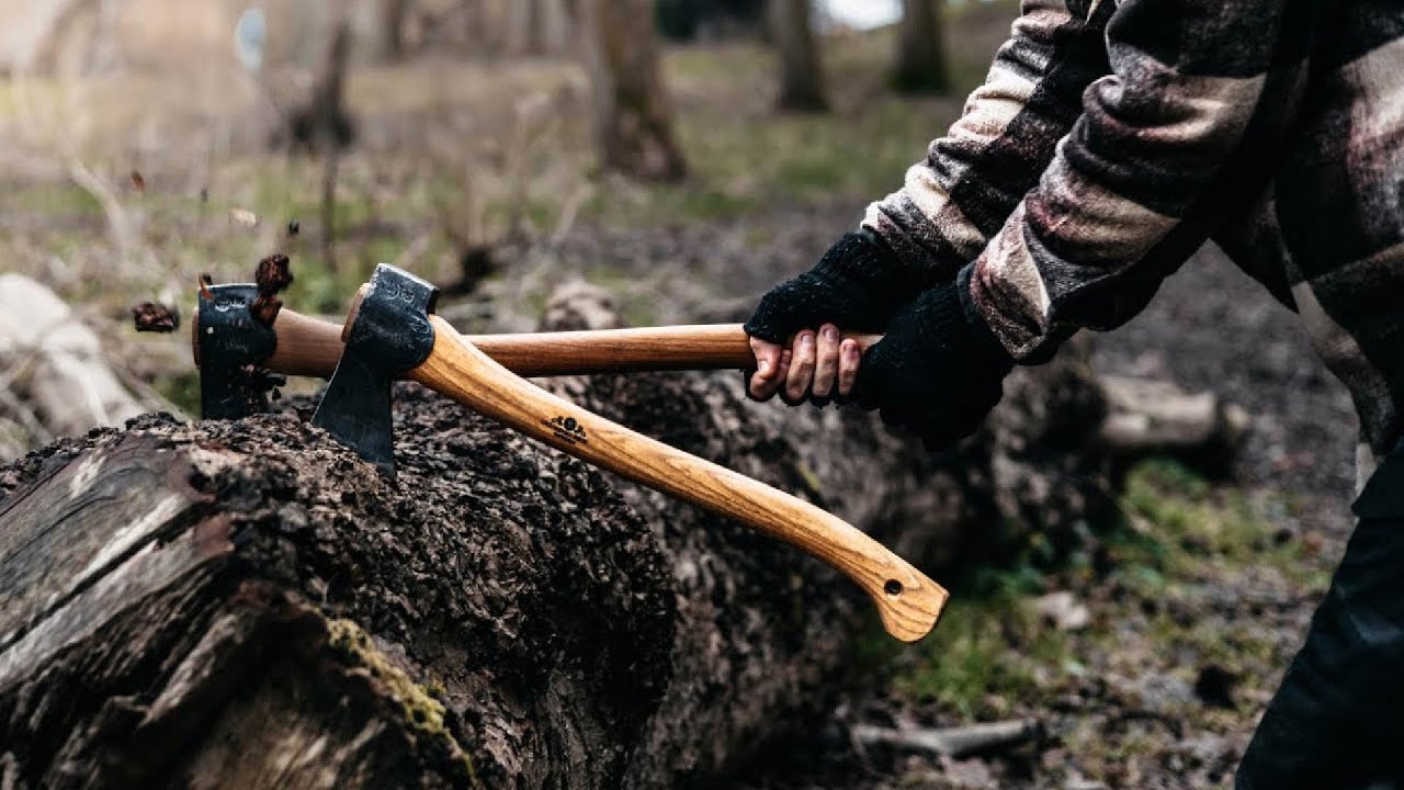 Best Small Forest Axe? Gransfors Bruks Axe Review & Demo