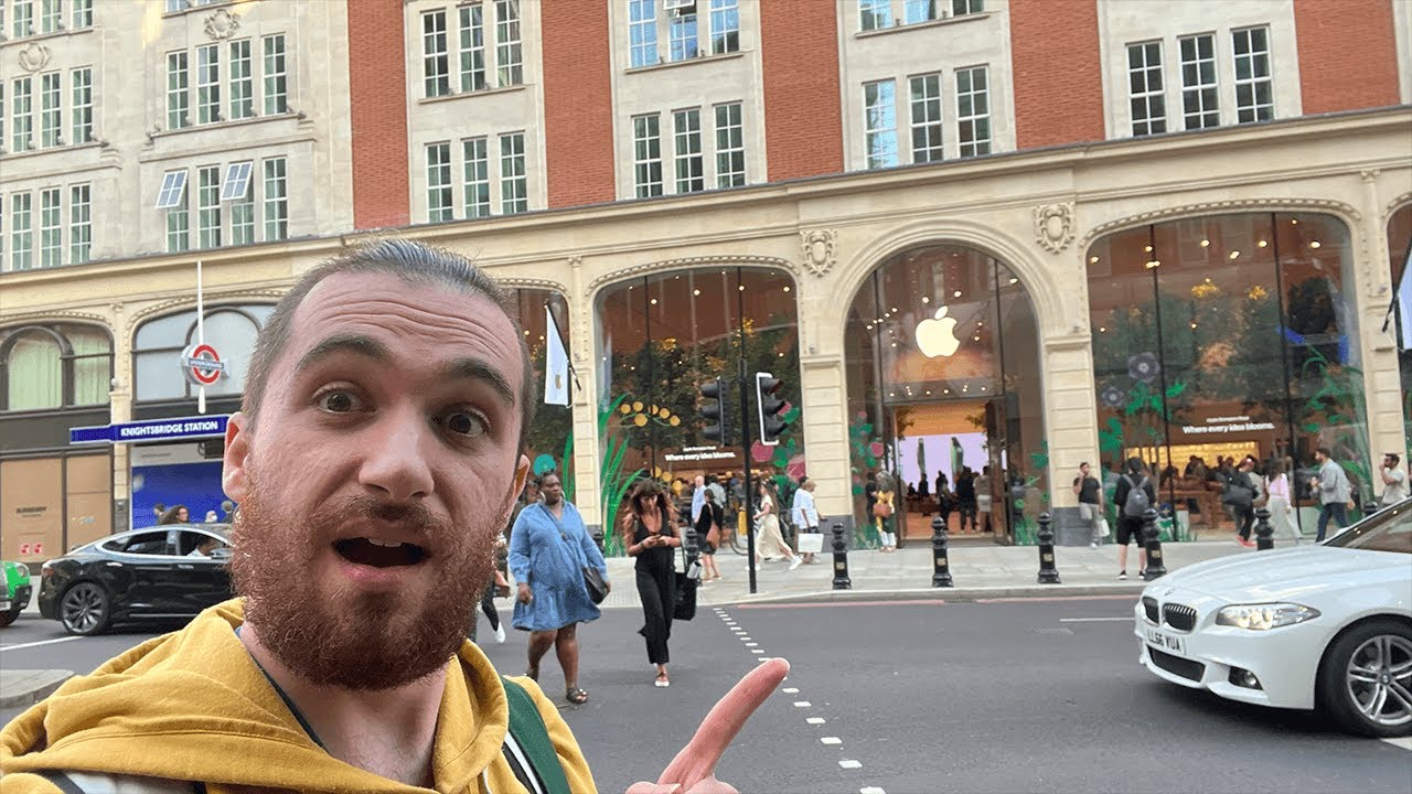 I Went To The Opening Of a New Apple Store! | Apple Brompton Road