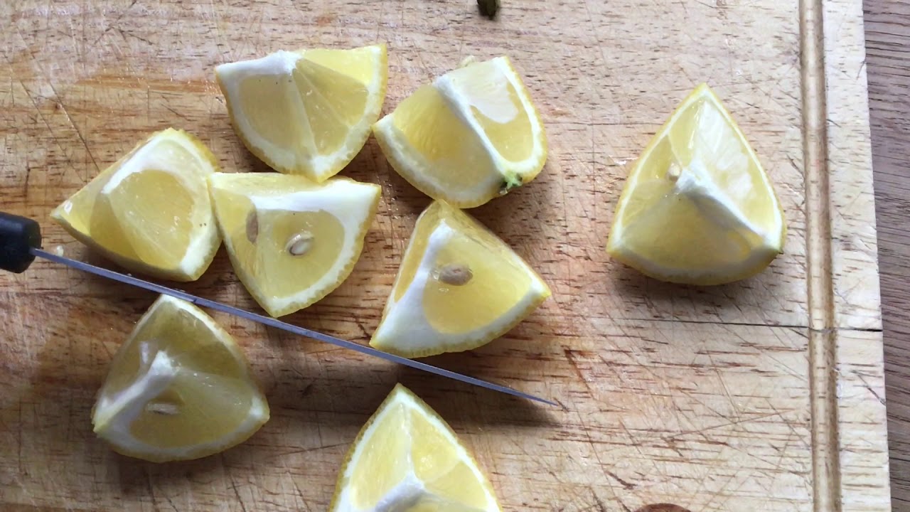 Zitronenlimonade zubereiten