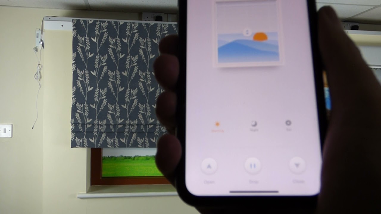 Operating the Raex WiFi Roman Blind motor