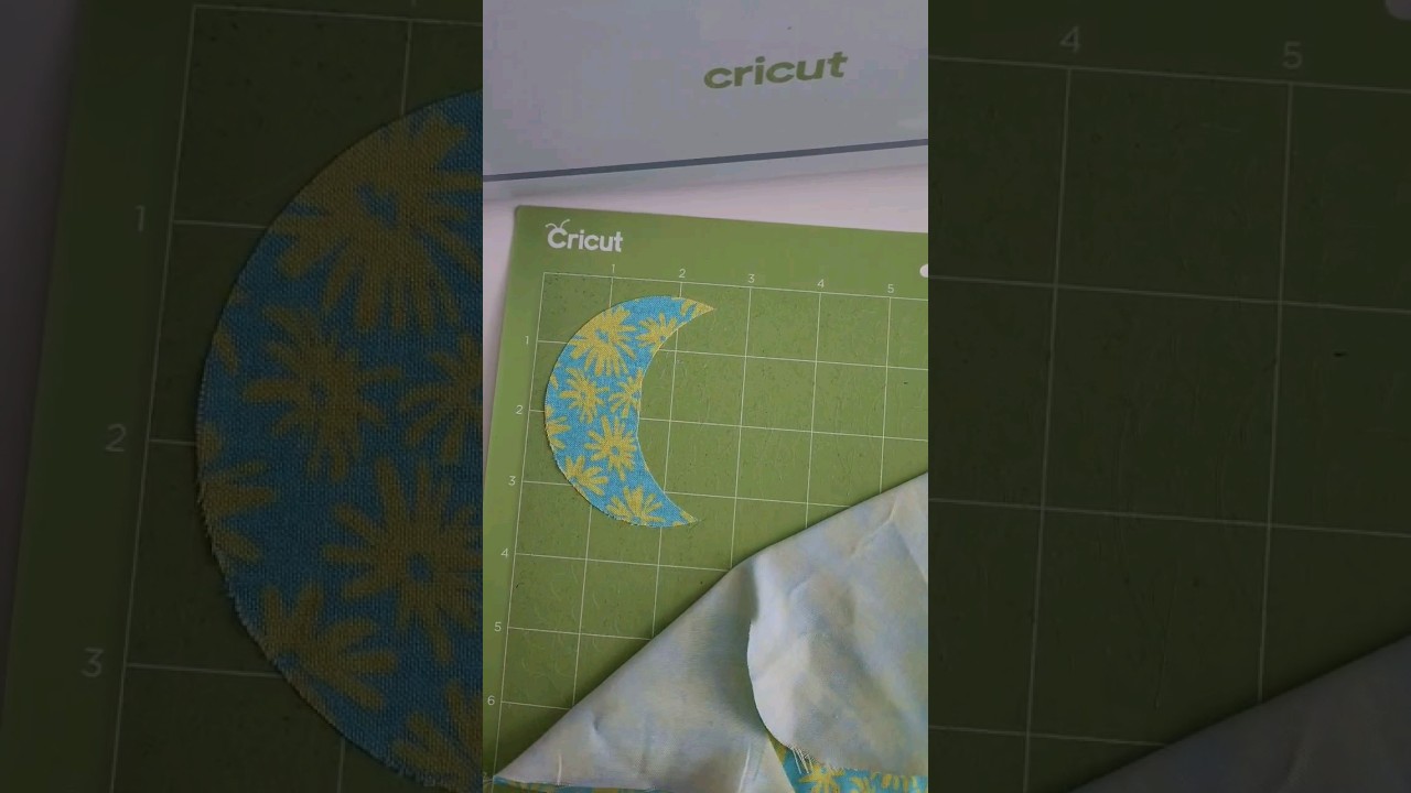 Cut perfect fabric pieces with the Cricut rotary blade and your Maker #cricutmade #cricuttips