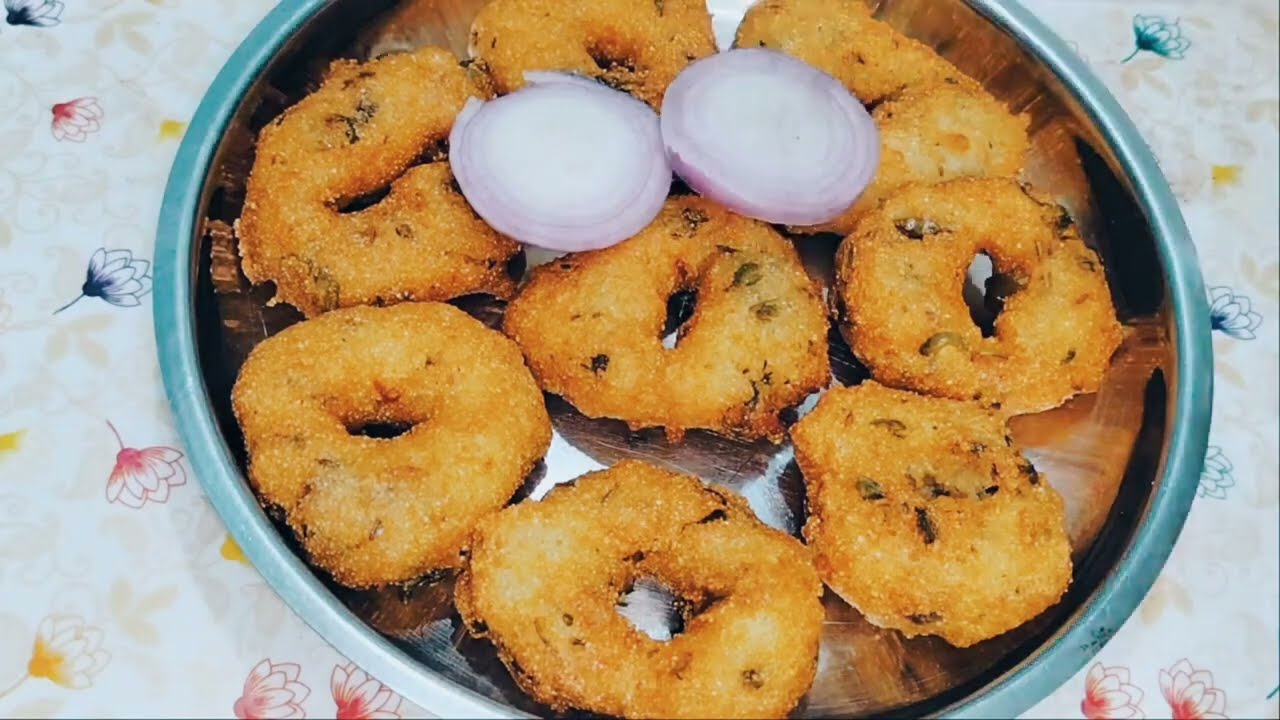 కప్పు సుజి రవ్వ తో 10 నిమిషాల్లో గారెలు చేసి చూడండి చాలా ఇష్టం గా తింటారు 😋 suji ravva garelu 