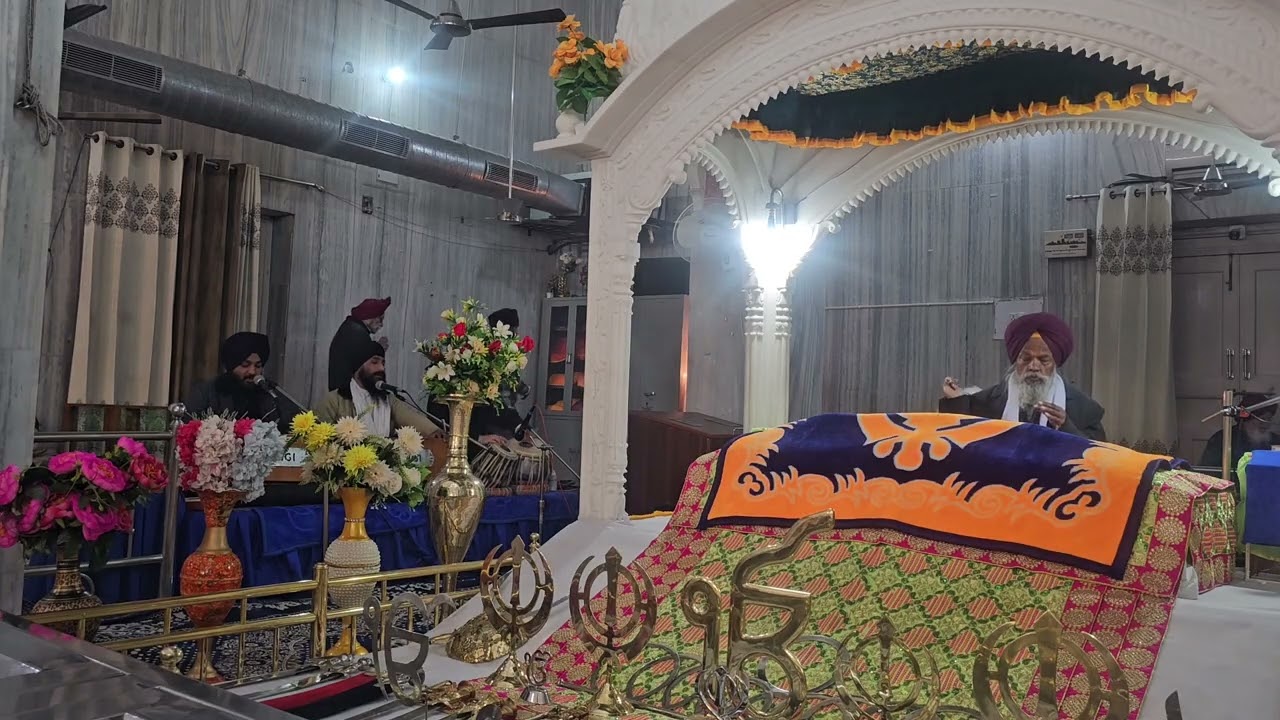 🙏Har Charn Kamal Ki Tek🙏Shabd Kirten Bhai Surjit Singh ji khalsa 