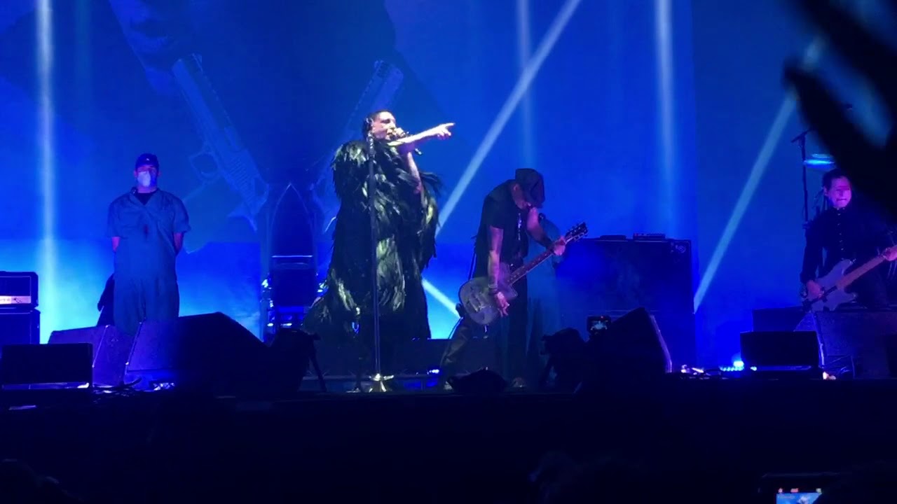 Marilyn Manson & Johnny Depp - The Dope Show - Live at SSE Arena, Wembley, London, December 2017