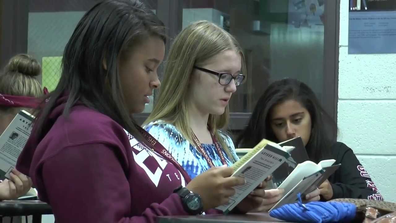 U.S. News and World Report Names Elgin High School among Best High Schools for 2013