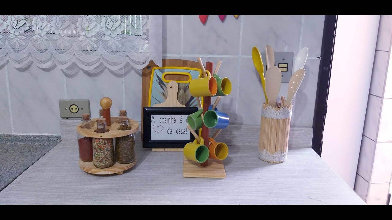 2 idéias para cozinha feitas com caixotes de feira e cabo de vassoura|Reciclagem |sandra batista