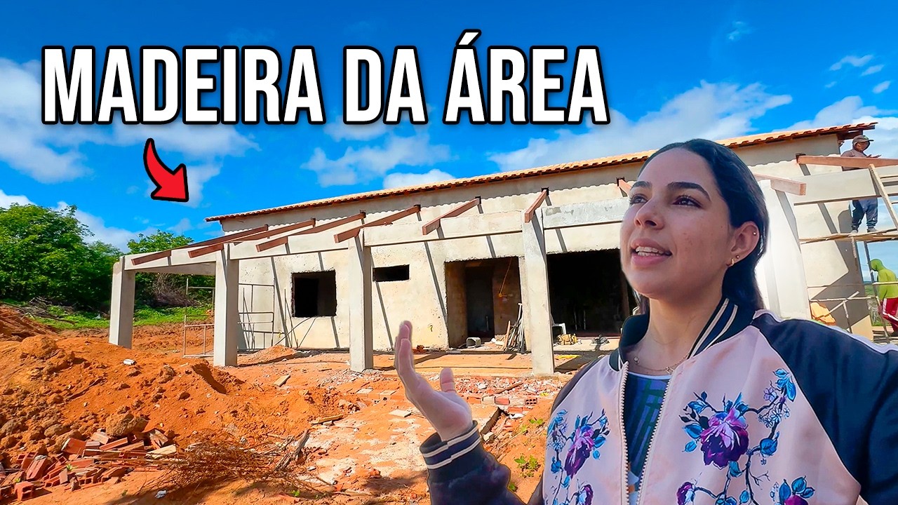 COMEÇARAM A COLOCAR A MADEIRA DA ÁREA EXTERNA DA CASA