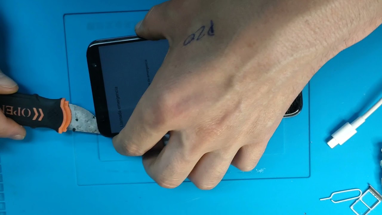 Samsung j4 plus. sin imagen.   pantalla no muestra.  golpe