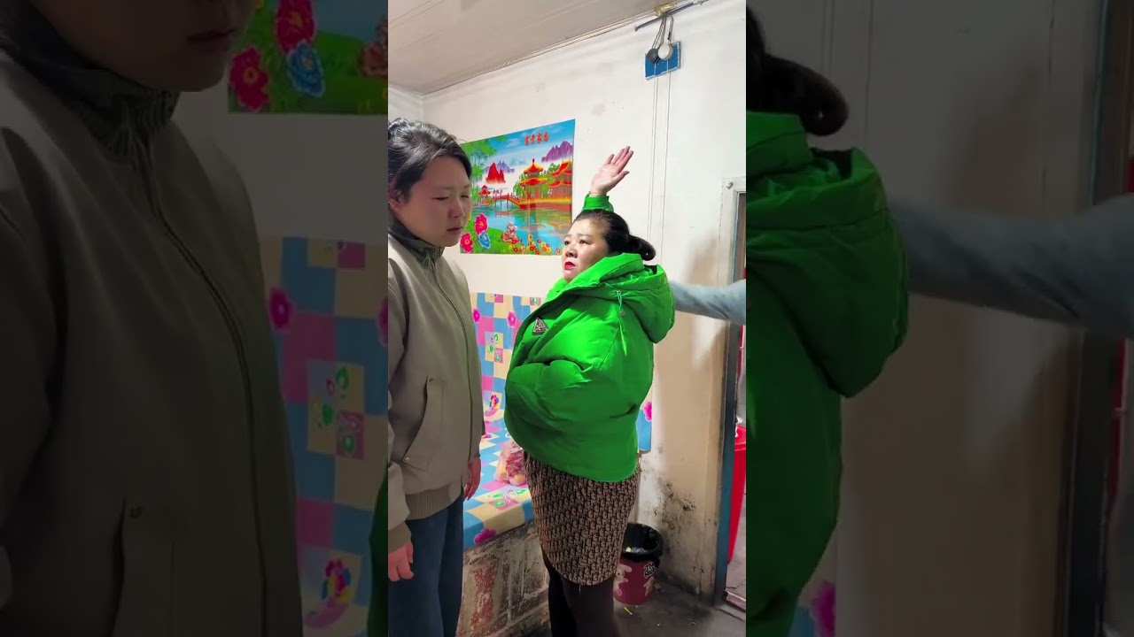 大凤子买水果不给冬月吃？ #家庭 #婆媳关系 #情感 #真实生活