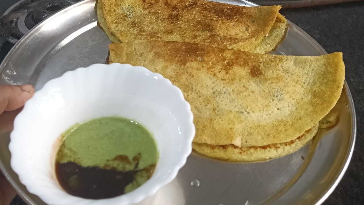 Moong dal ka cheela shaadi mein Milne wala #tastybreakfast #food #cheela #cooking #easyrecipe 