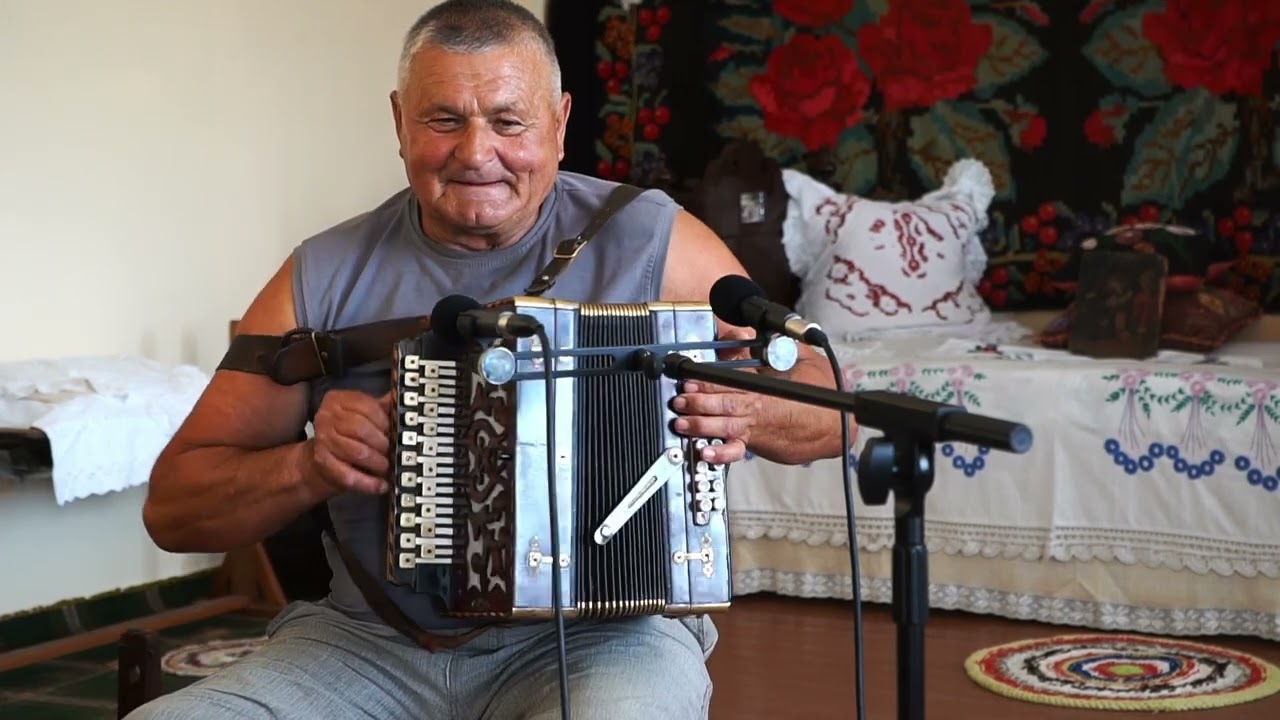 Гагаузькі мелодії «Kolada», «Filcan avası», «Kadınca»  с. Виноградівка (Курчу)