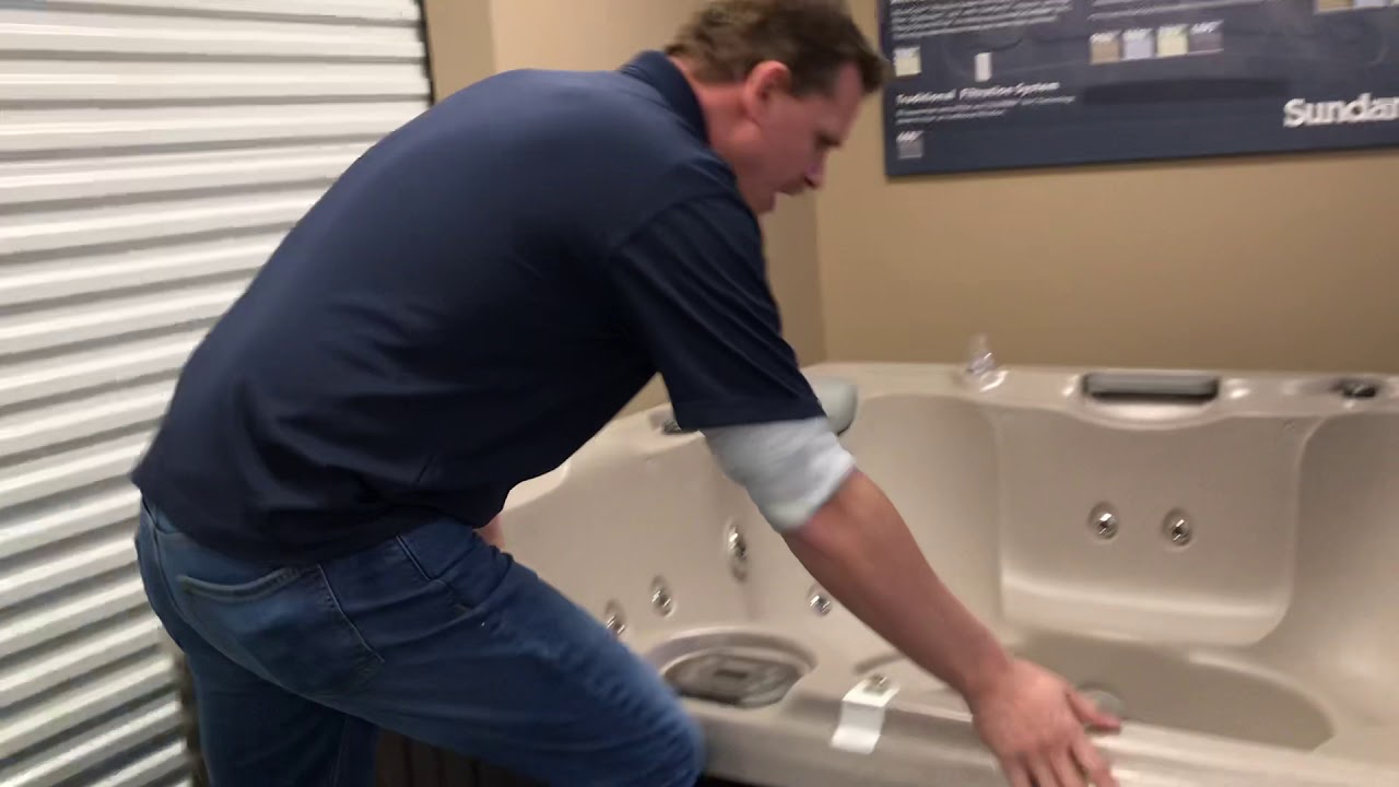 Sundance hot tub 680 series demo