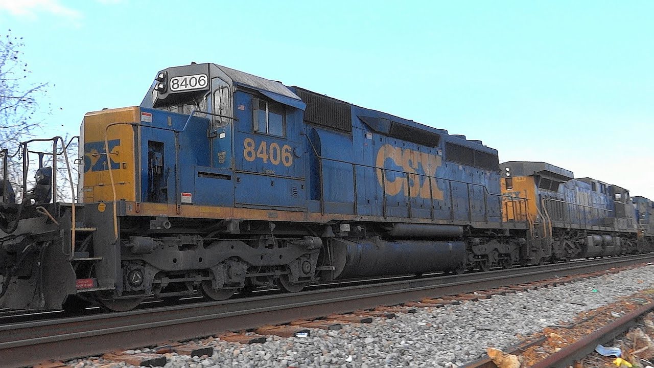 CSX Q372 Mixed Freight Meeting A Coal Train In Lansdowne