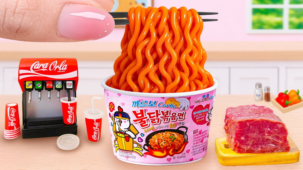 How To Cook Miniature Pink Carbo Ramen with Juicy Beef Steak | Tony Mini Food
