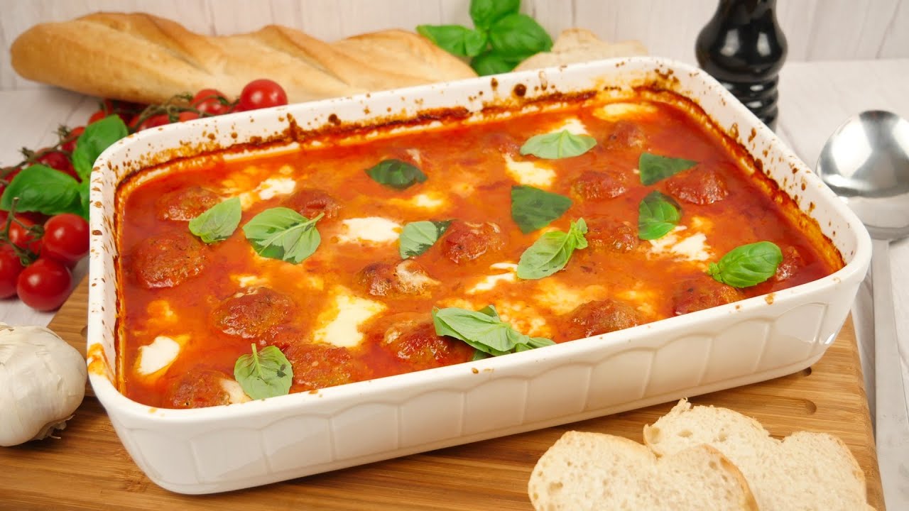 Hackbällchen in Tomatensauce / Fleischbällchen mit Tomatensauce