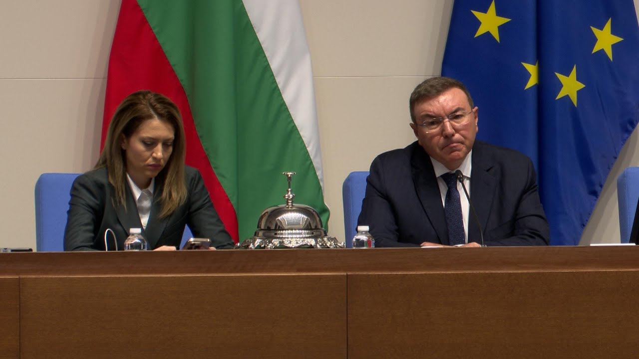 Народното събрание не събра кворум, заседанието пропадна