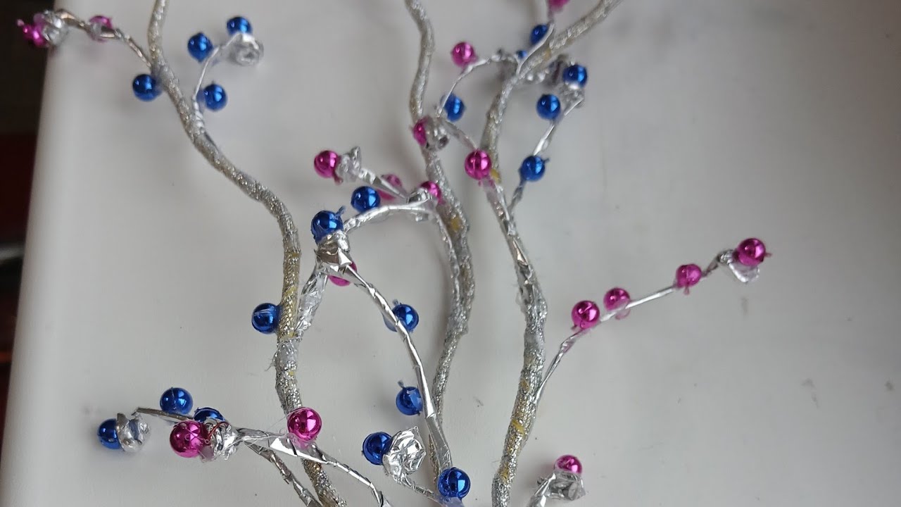Beautiful  winter  branches ❄️