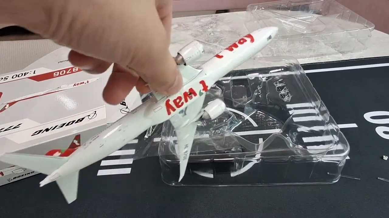 티웨이 보잉777 모형 리뷰