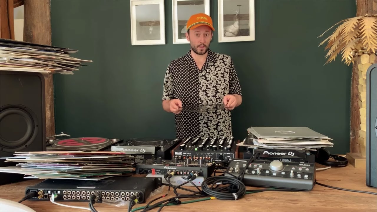 Agoria's 5 Favourite B-Sides (Electronic Beats TV)