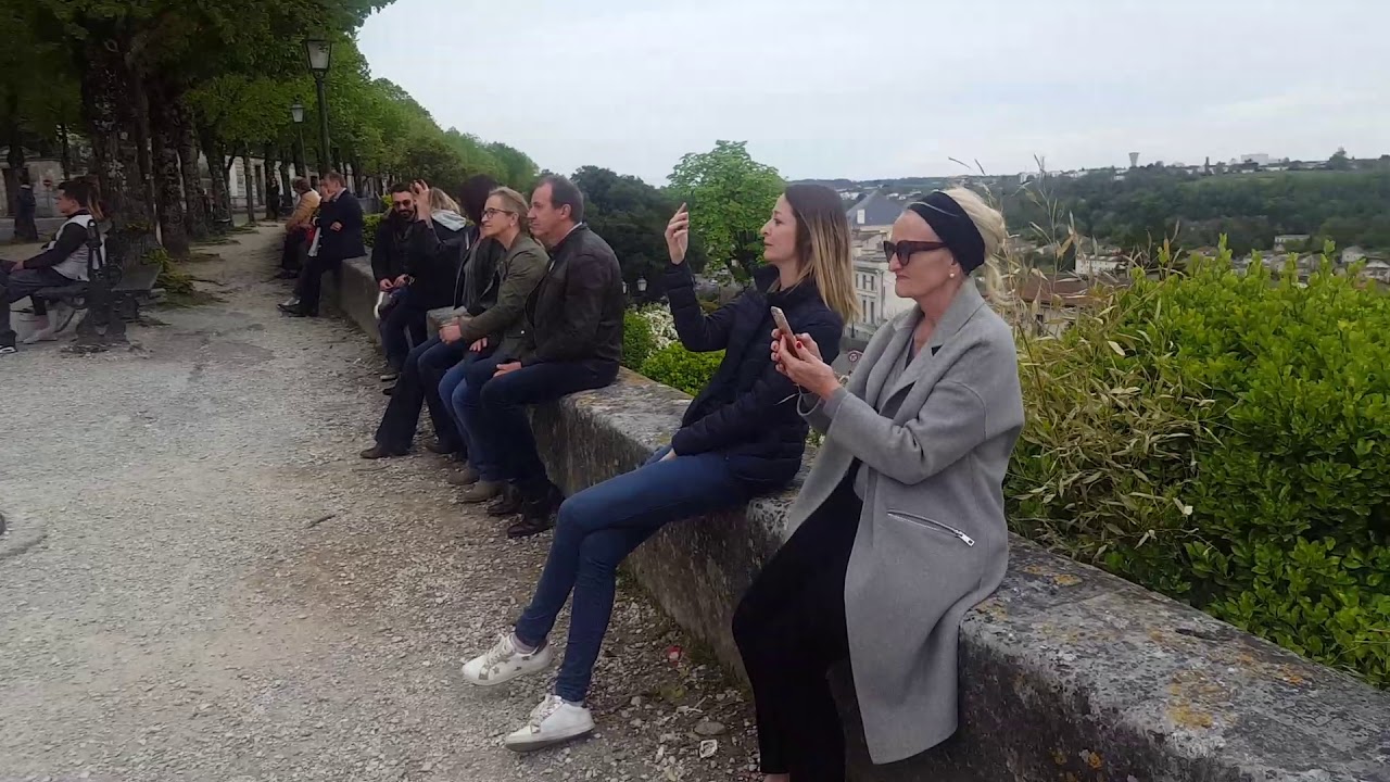 Les cloches de la cathédrale d'Angoulême sonnent pour Notre-Dame de Paris