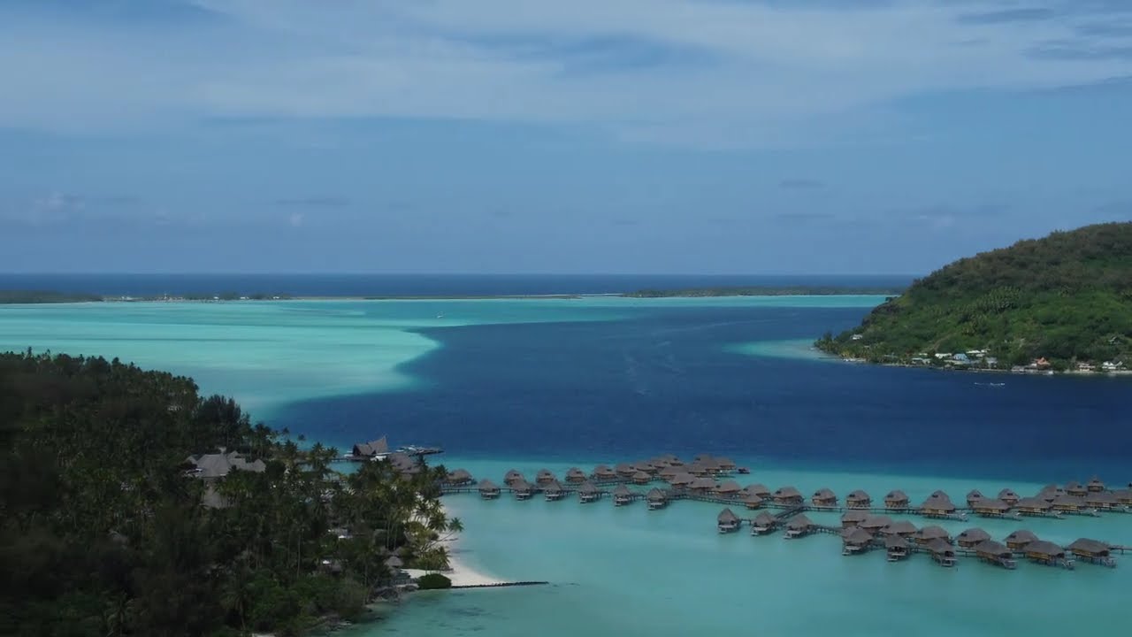 Le Bora Bora aerial video