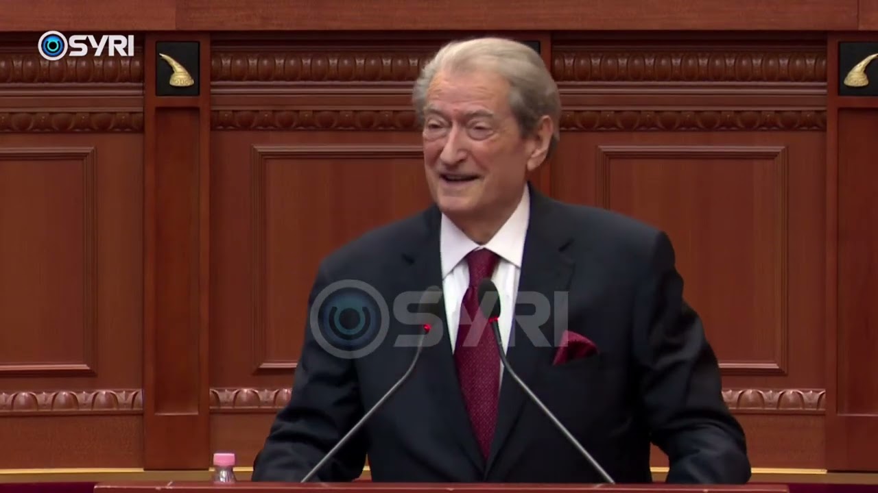 Berisha me akuza të forta në foltoren e Kuvendit për shëndetësinë dhe krimin, Elisa i heq fjalën