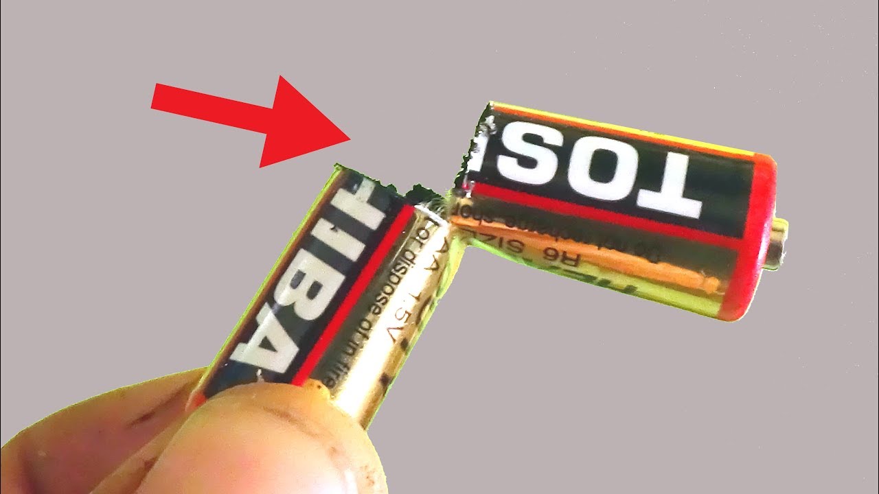 How to make Emergency Cell Phone Charger without